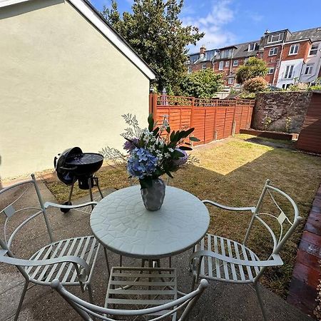 Stylish 3Br Cowes Cottage Close To The Waterfront Zewnętrze zdjęcie